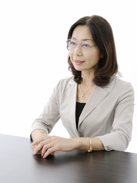 社会保険の手続きの代行も行っています